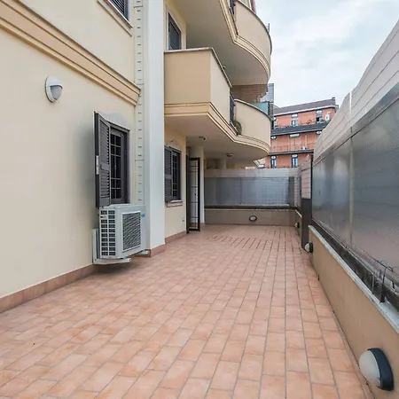 Back In Rhome - Int 1 Apartment