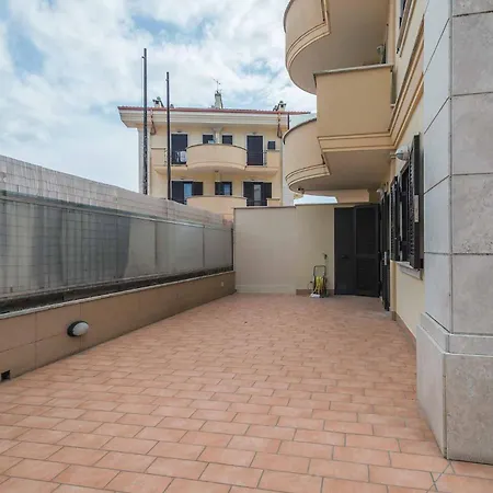 Back In Rhome - Int 1 Apartment *