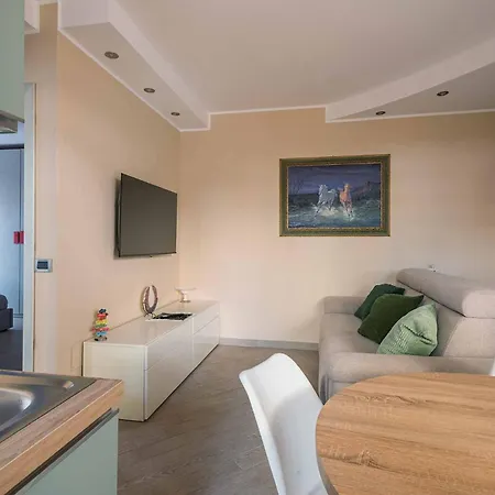 Back In Rhome - Int 1 Apartment Guidonia Montecelio